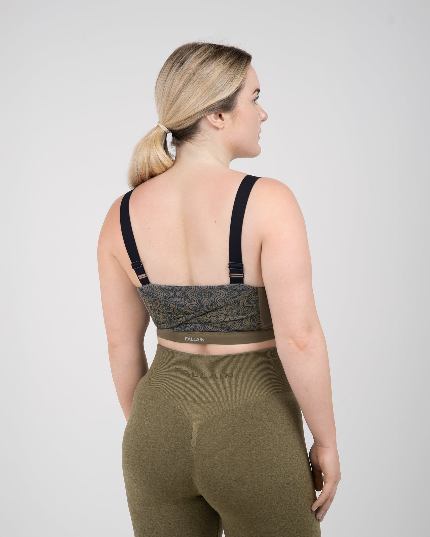 CÒINEACH SPORTS BRA